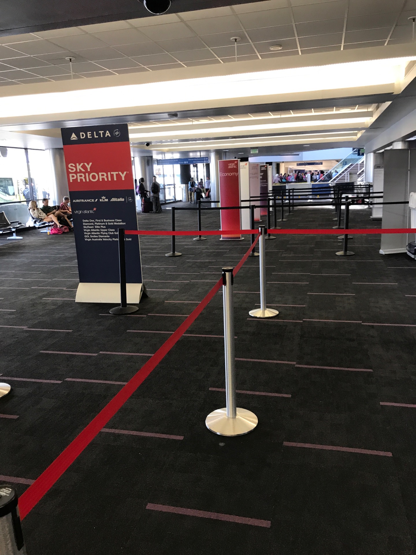 Los Angeles International Airport (LAX)